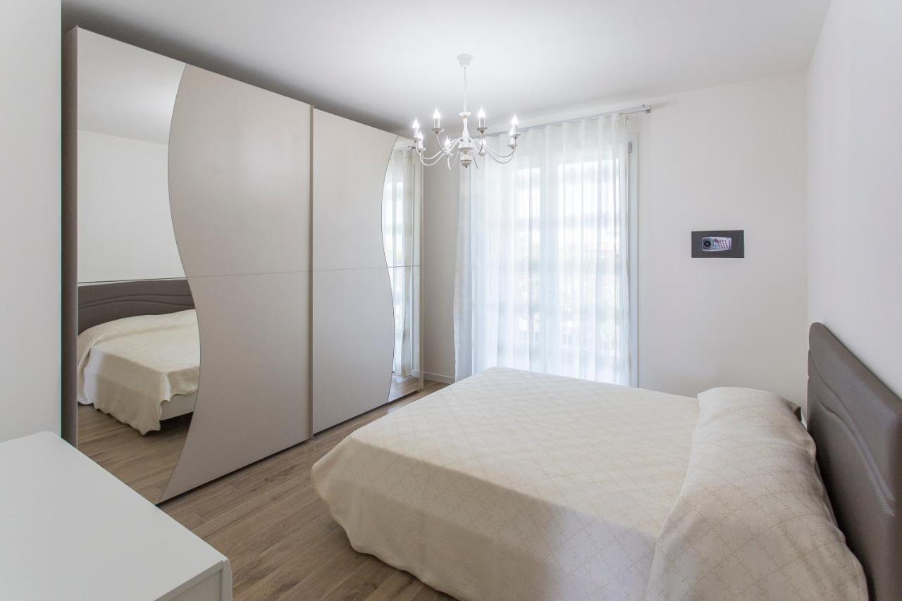 Immobiliare Jvl - Vm2 Appartement Lido di Jesolo Buitenkant foto