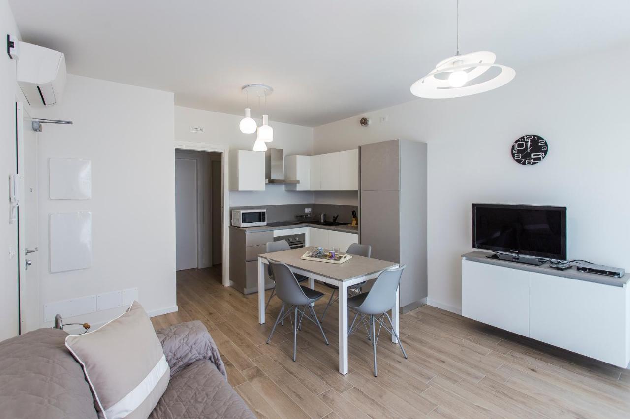 Immobiliare Jvl - Vm2 Appartement Lido di Jesolo Buitenkant foto